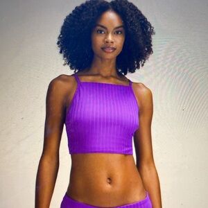 Lululemon swim top (Ribbed High-neck Longline) size 6